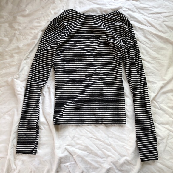 American Apparel Black & white stripe V neck - Picture 3 of 3